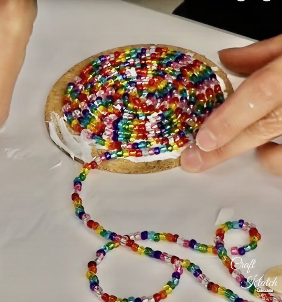 10 Easy Crafts With Beads for Children